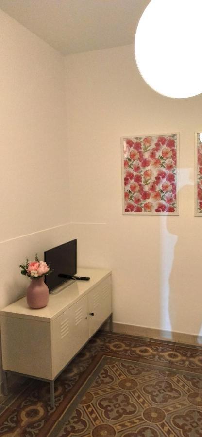 Casa Nella Pietra Viva Appartement Bari Buitenkant foto